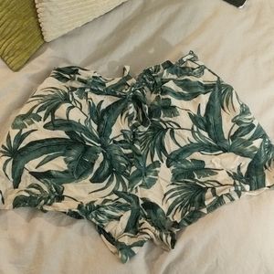 H&M Paperbag tropical shorts with palm leaves